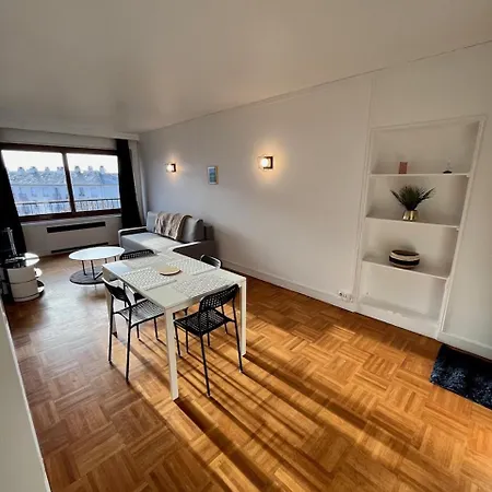 Appartement Jusqu'A 6 Couchages Le Mans Extérieur photo
